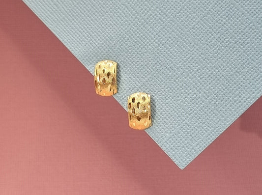 22k solid gold half hoop huggie earrings