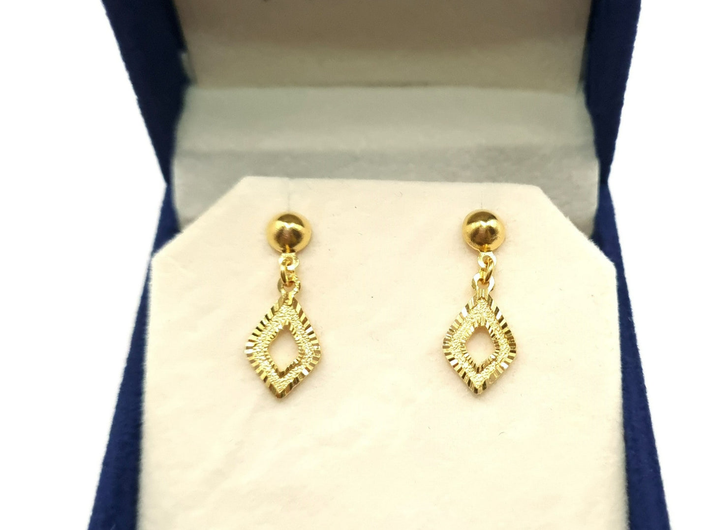 22k solid gold dangle  Earrings/ ear studs