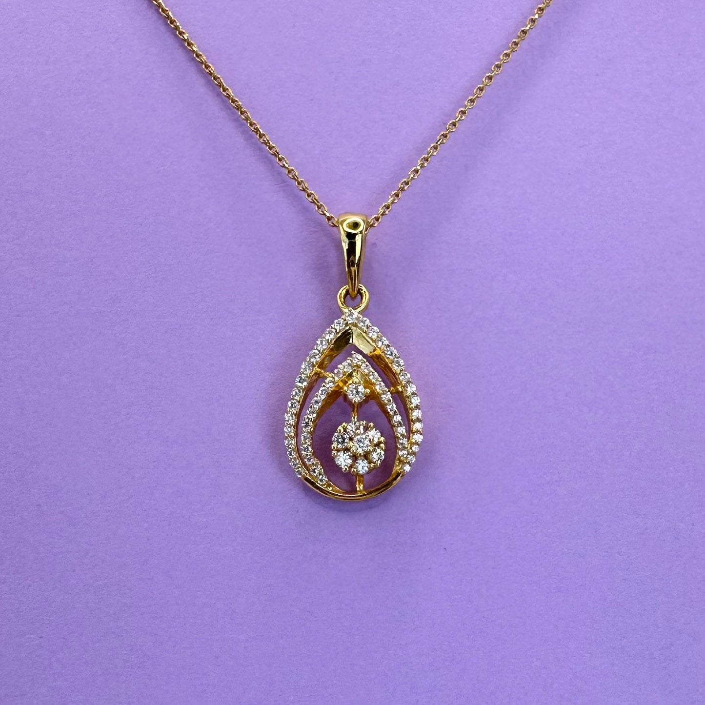 22k solid gold studded pendant only