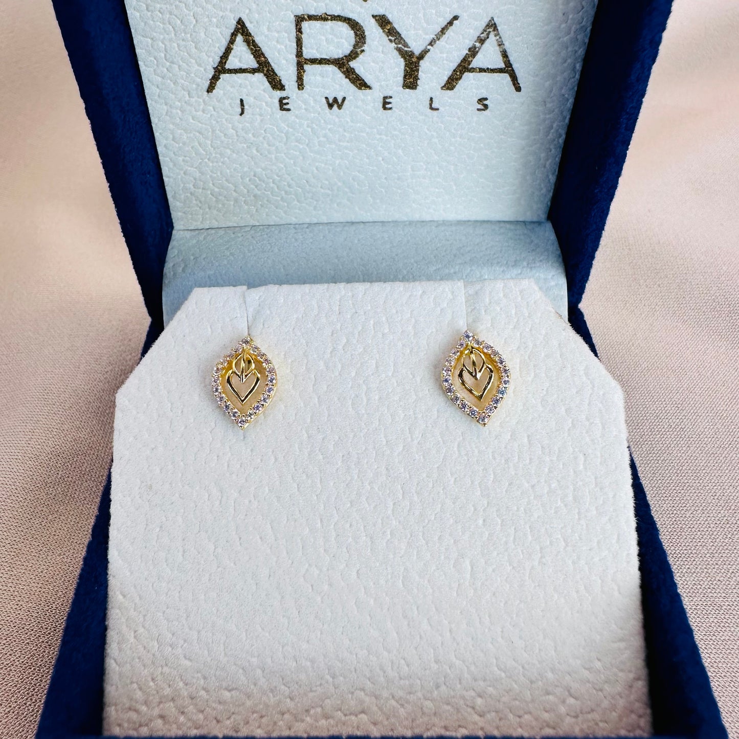 22k solid gold  earrings