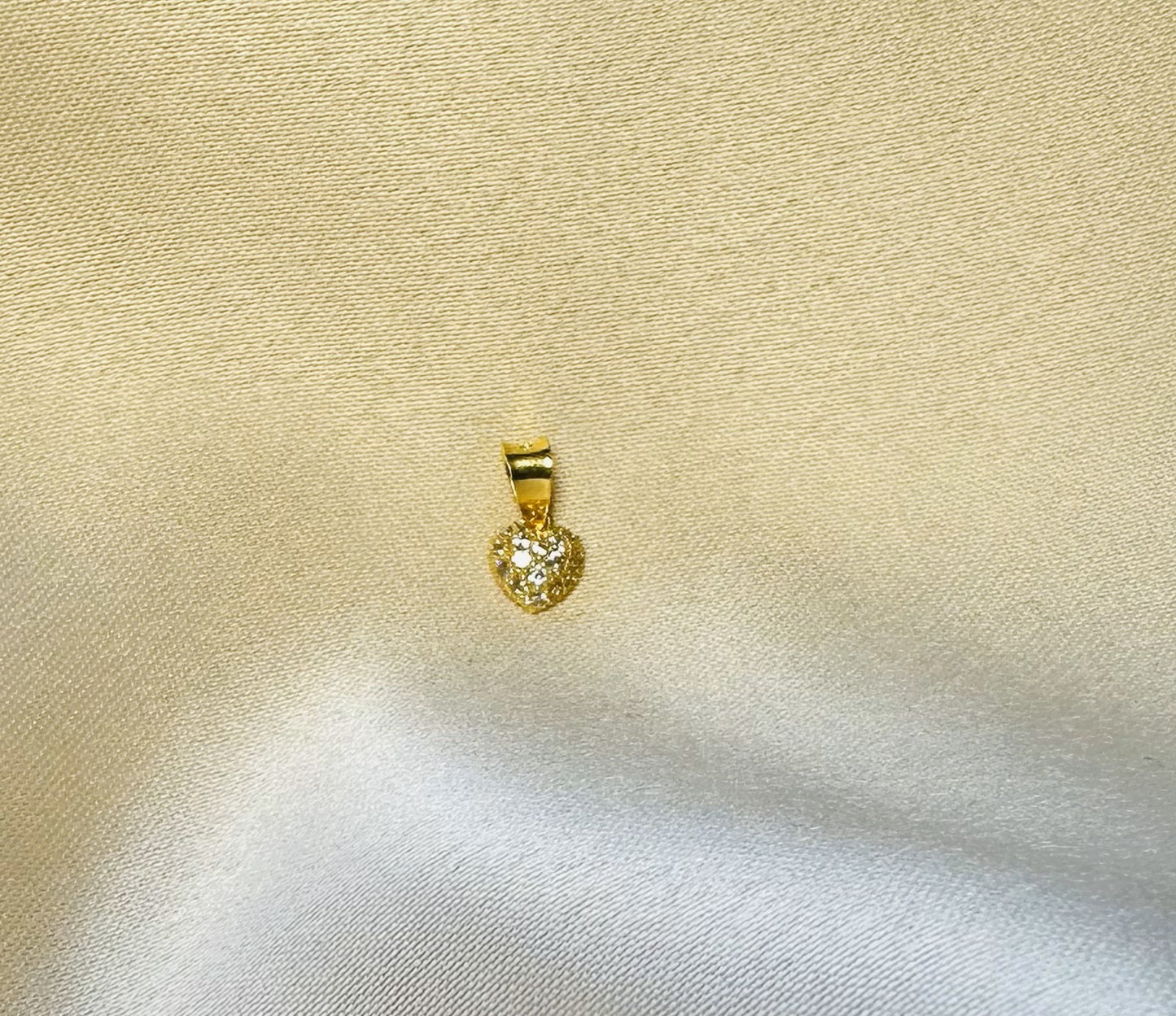 22k solid gold small studded heart charms pendant only