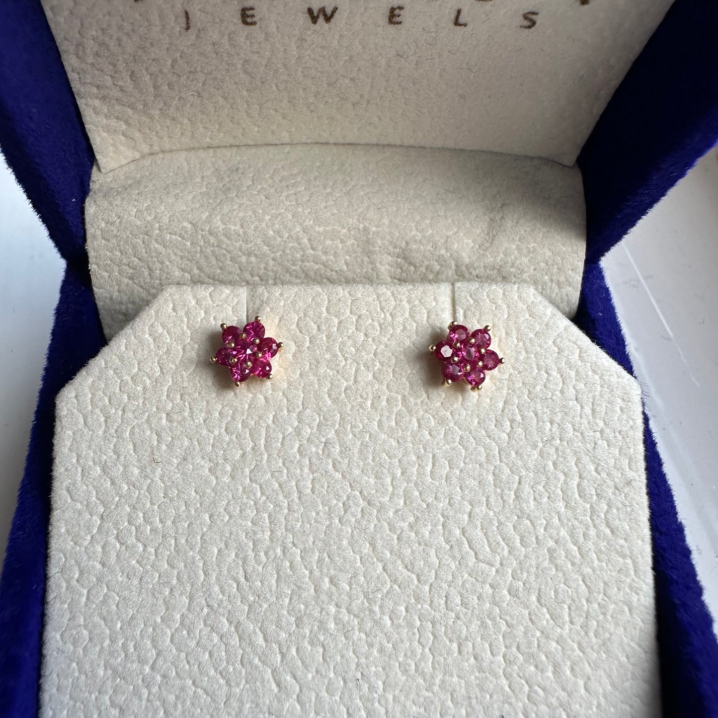 22k solid gold flower earrings/ruby colour flower earrings