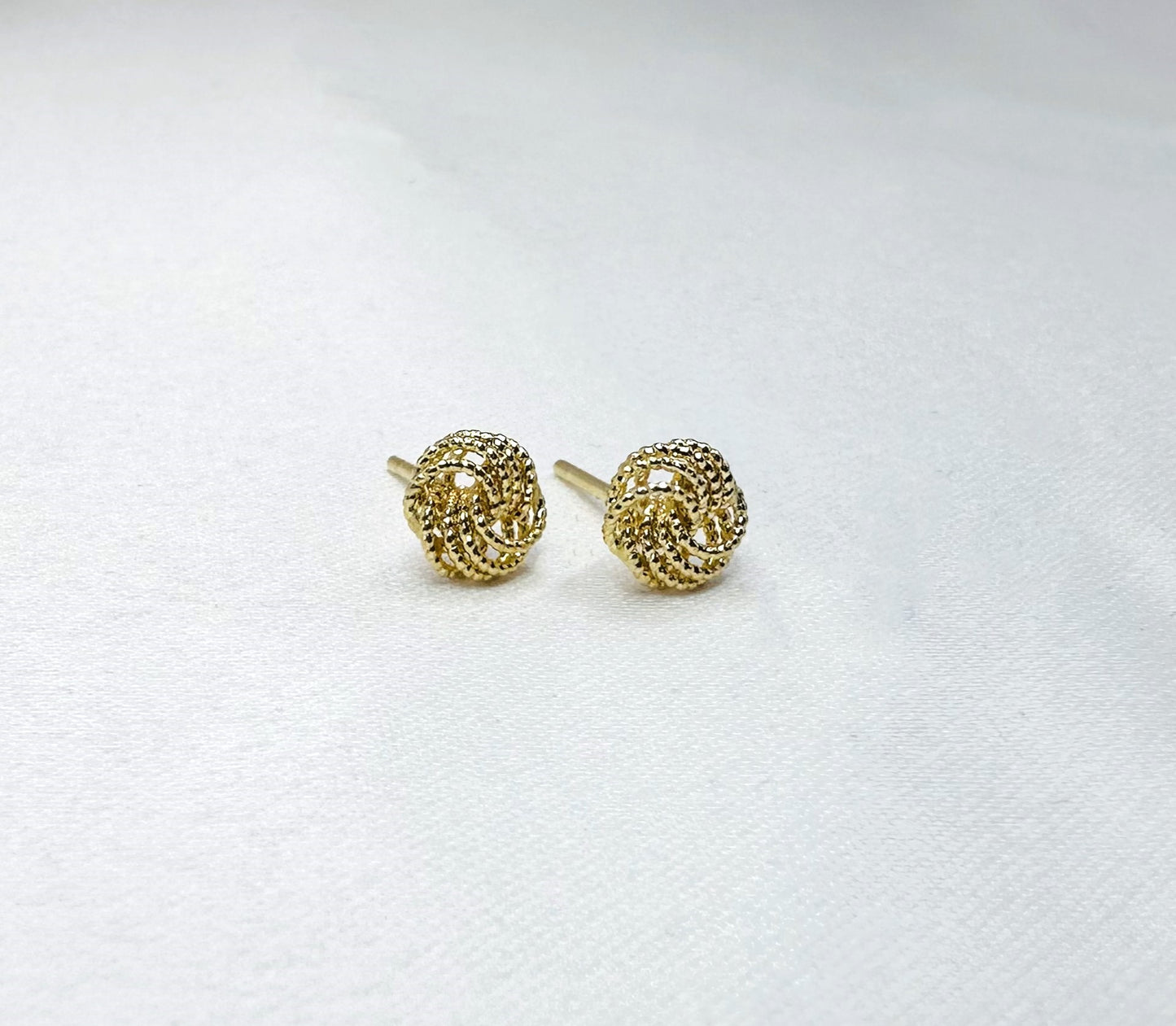 18k solid gold twisted earrings